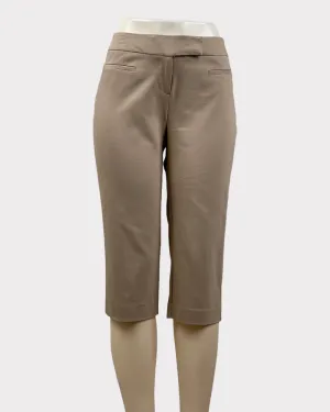 Apt9 Beige Curvy Straight Leg Capri Pants (6P)