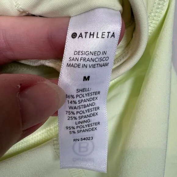 Athleta Run‎ With it 3.5&quot; Short Womens Size Medium Yellow Featherweight Stretch