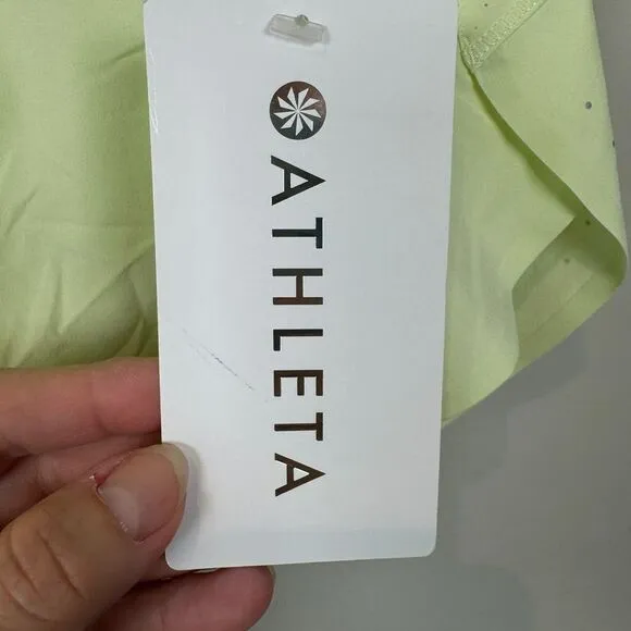 Athleta Run‎ With it 3.5&quot; Short Womens Size Medium Yellow Featherweight Stretch