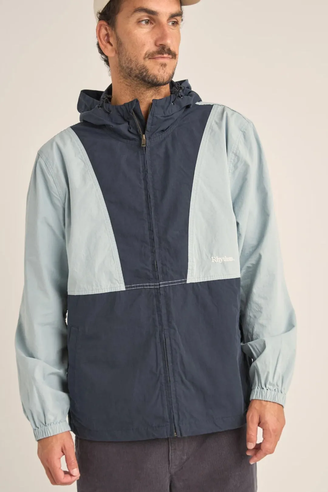 CASCADE WINDBREAKER