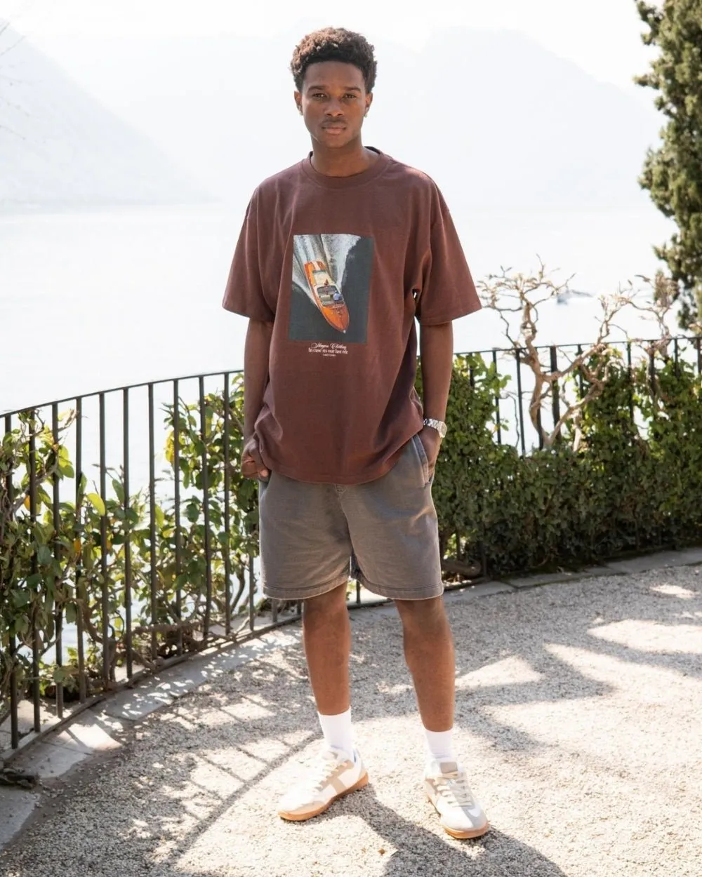 Como Graphic Tee Brown