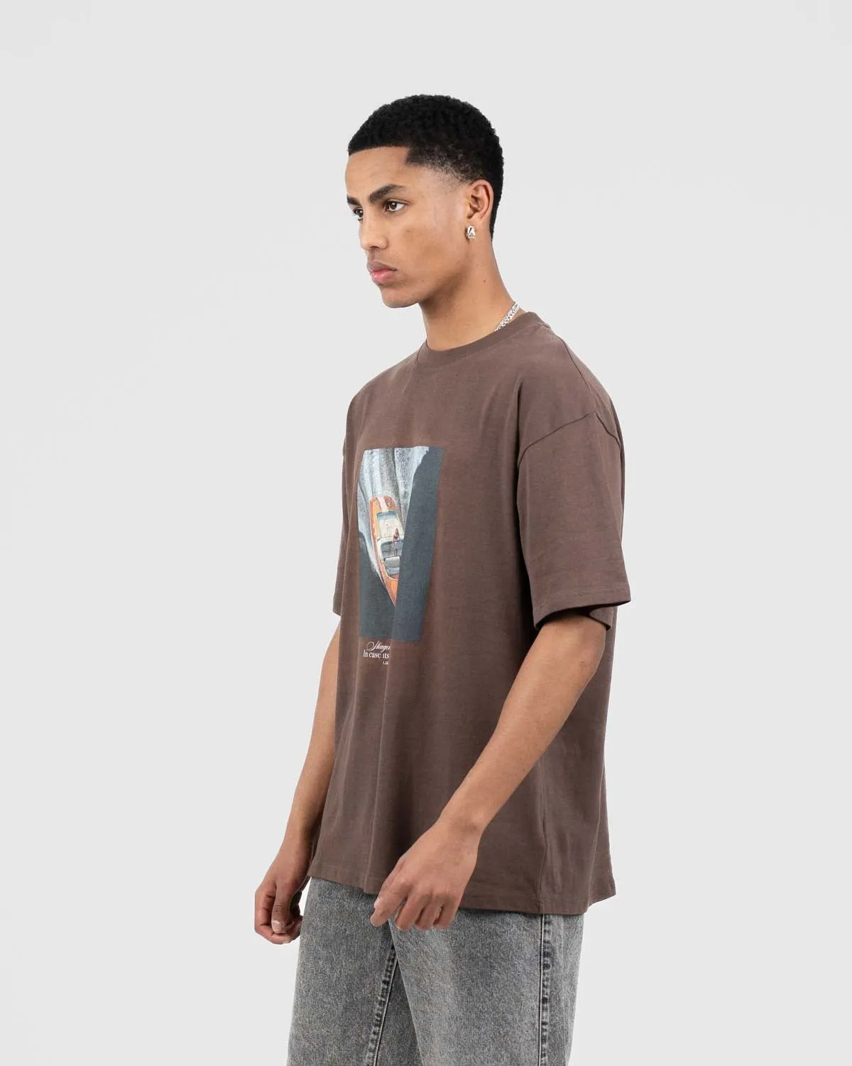 Como Graphic Tee Brown