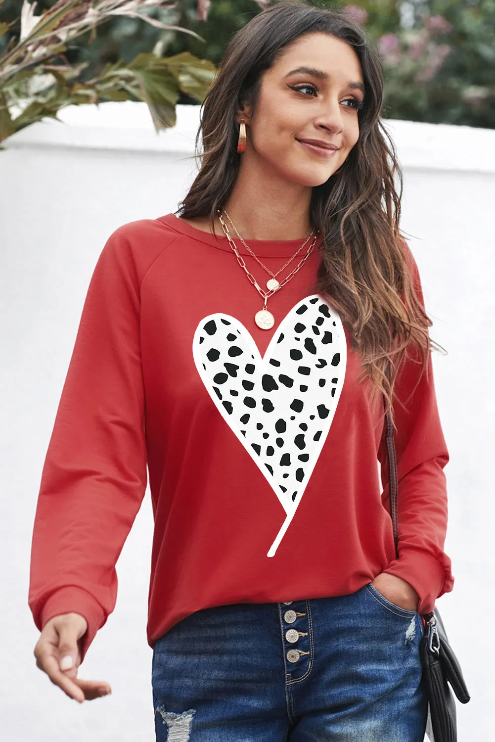 Fiery Red Cheath Heart Graphic Pullover Sweatshirt