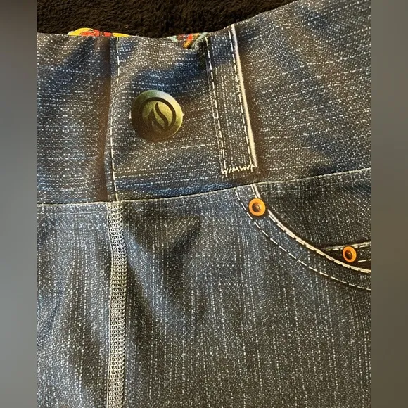 INKnBURN Owl Denim 4” shorts *Price is Firm. Thank you. No low offers.