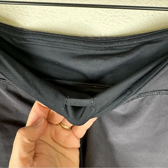 Lululemon Run Speed Up Shorts Solid Black Athletic Workout Gym Size 6