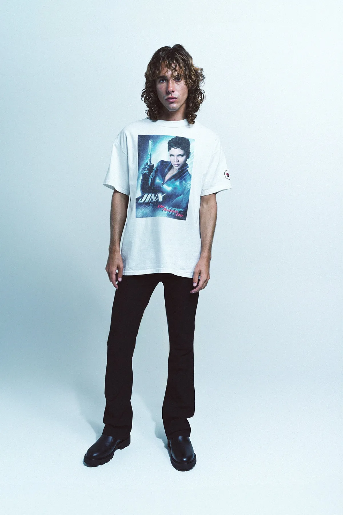 MAXFIELD VINTAGE | 2002 HALLE BERRY DIE ANOTHER DAY TEE
