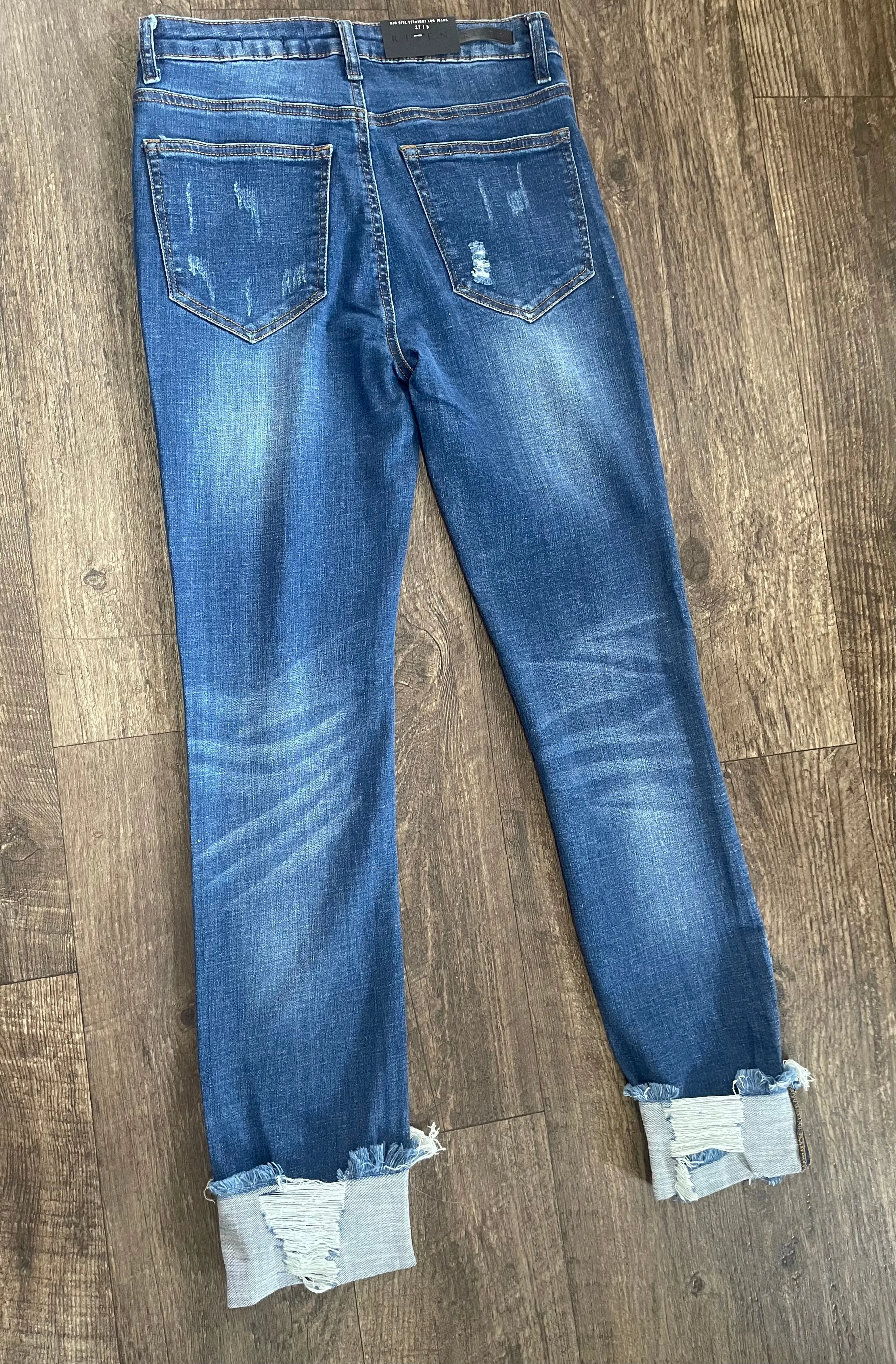 Mid Rise Frayed Cuff Ankle Straight Jeans- Medium