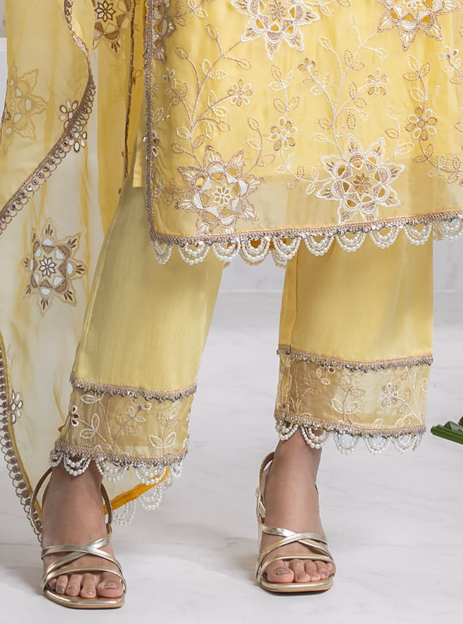 Mulmul Organza Jugni Yellow Kurta With Mulmul Pima Jugni Yellow Pant
