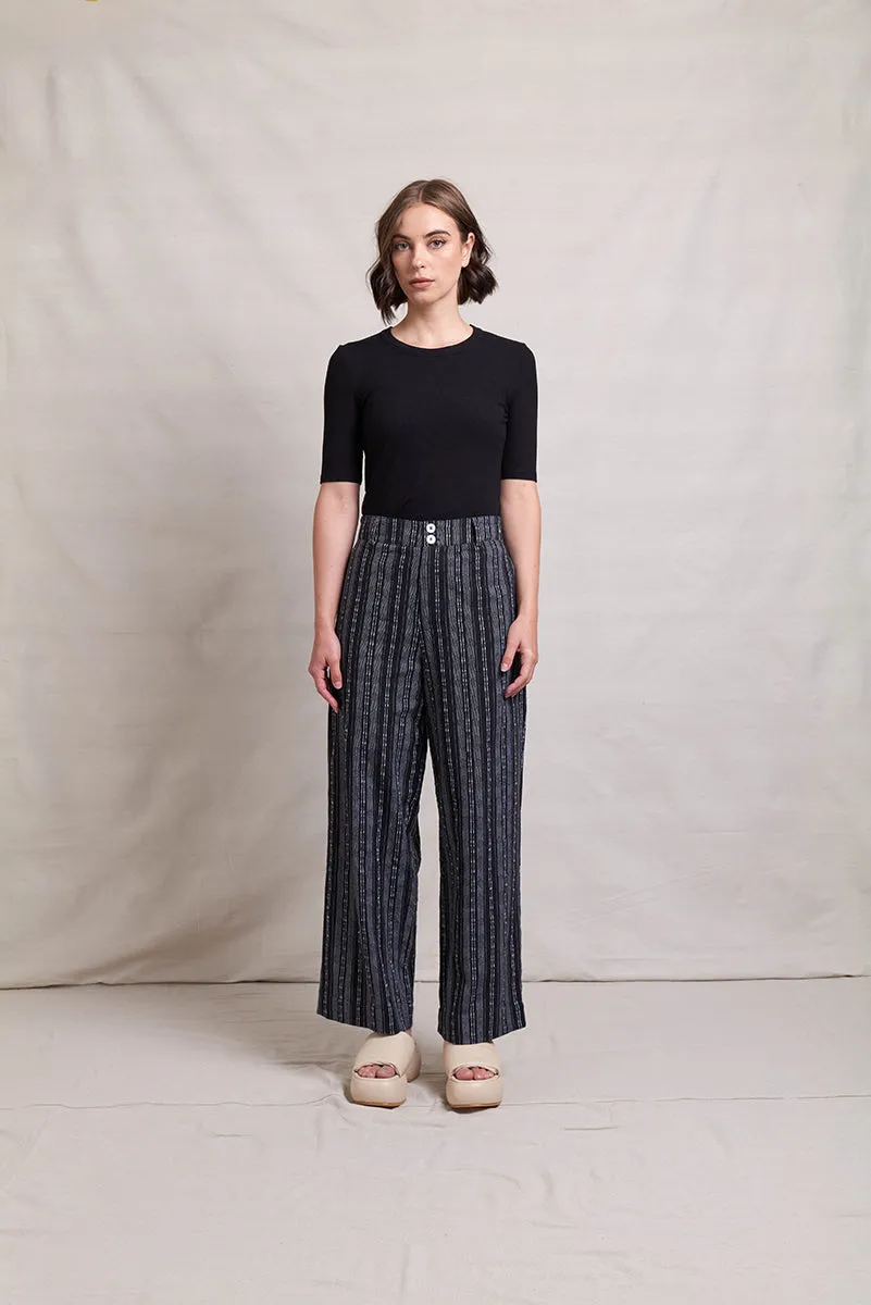 Neris Noah Tee