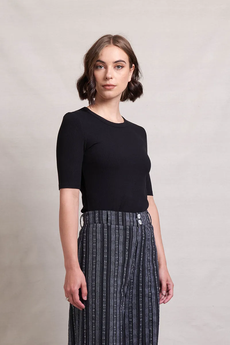 Neris Noah Tee
