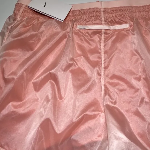 Nike women's Icon Clash Tempo Luxe Mid-rise running shorts.