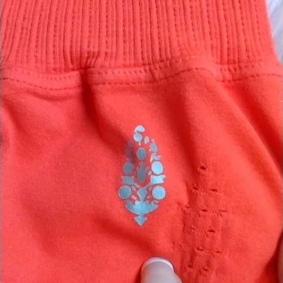 NWOT Free People Movement Good Karma Running Shorts Size XL Cherry Tomatoe