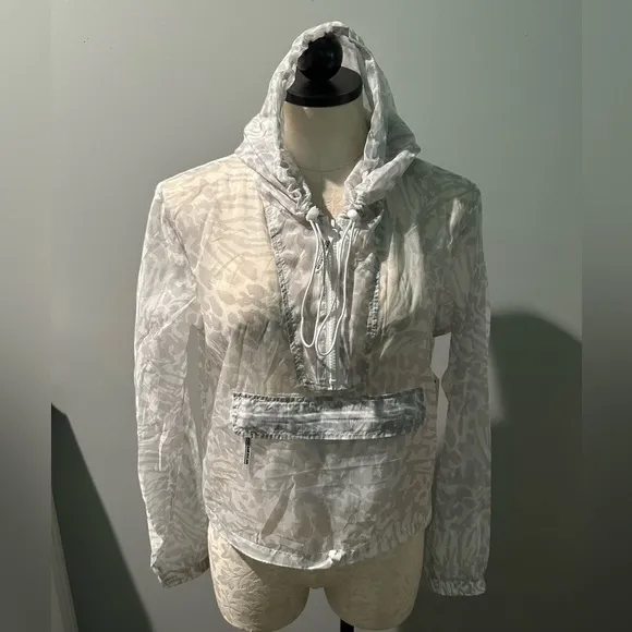NWT Good American Jackets &amp; Coats Icy Leopard Print Windbreaker Jacket