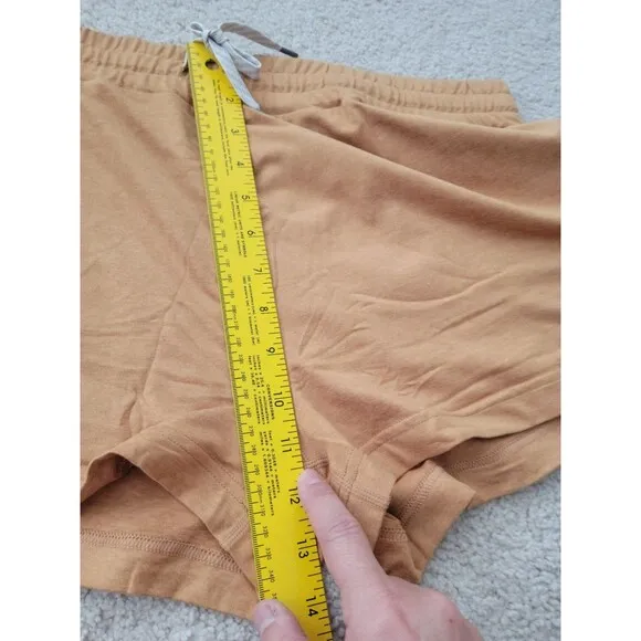 NWT VUORI Halo Performance Short Women's POCKET ATHLEISURE GYM Flax Heathers XL