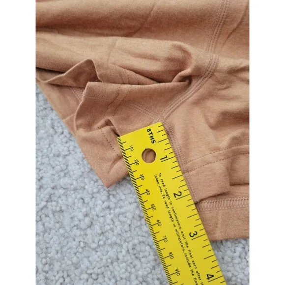 NWT VUORI Halo Performance Short Women's POCKET ATHLEISURE GYM Flax Heathers XL