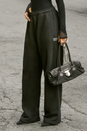 Oversized Straight Leg Jogger