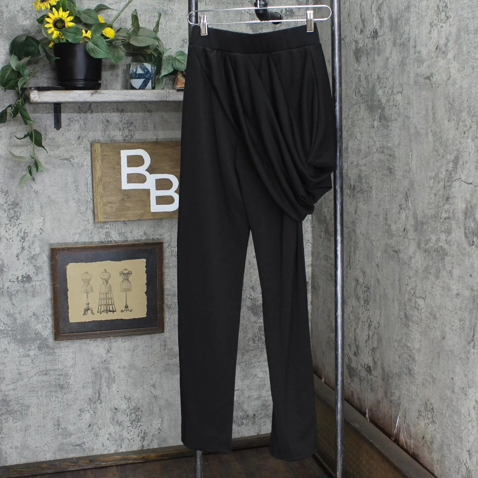 Pantora Womens LeShaun Draped Pencil Pant Black S