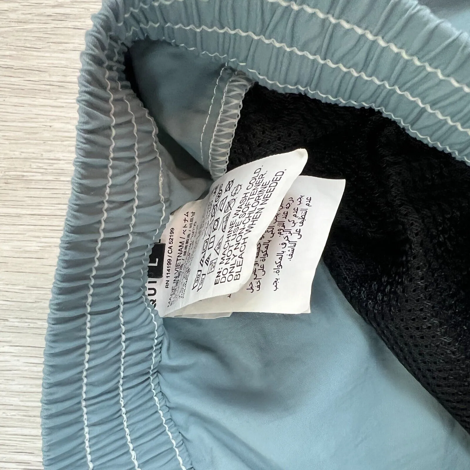 Quiksilver Mens Blue-Grey Swim Shorts Boardies Size Large