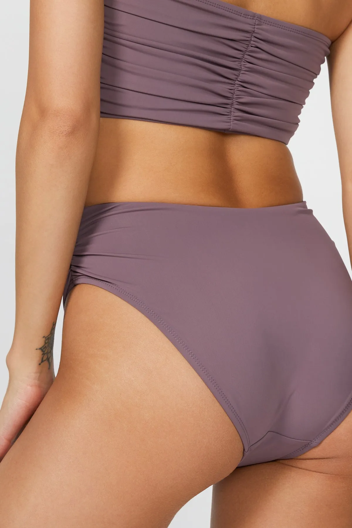 SOLID DELREY BOTTOM
