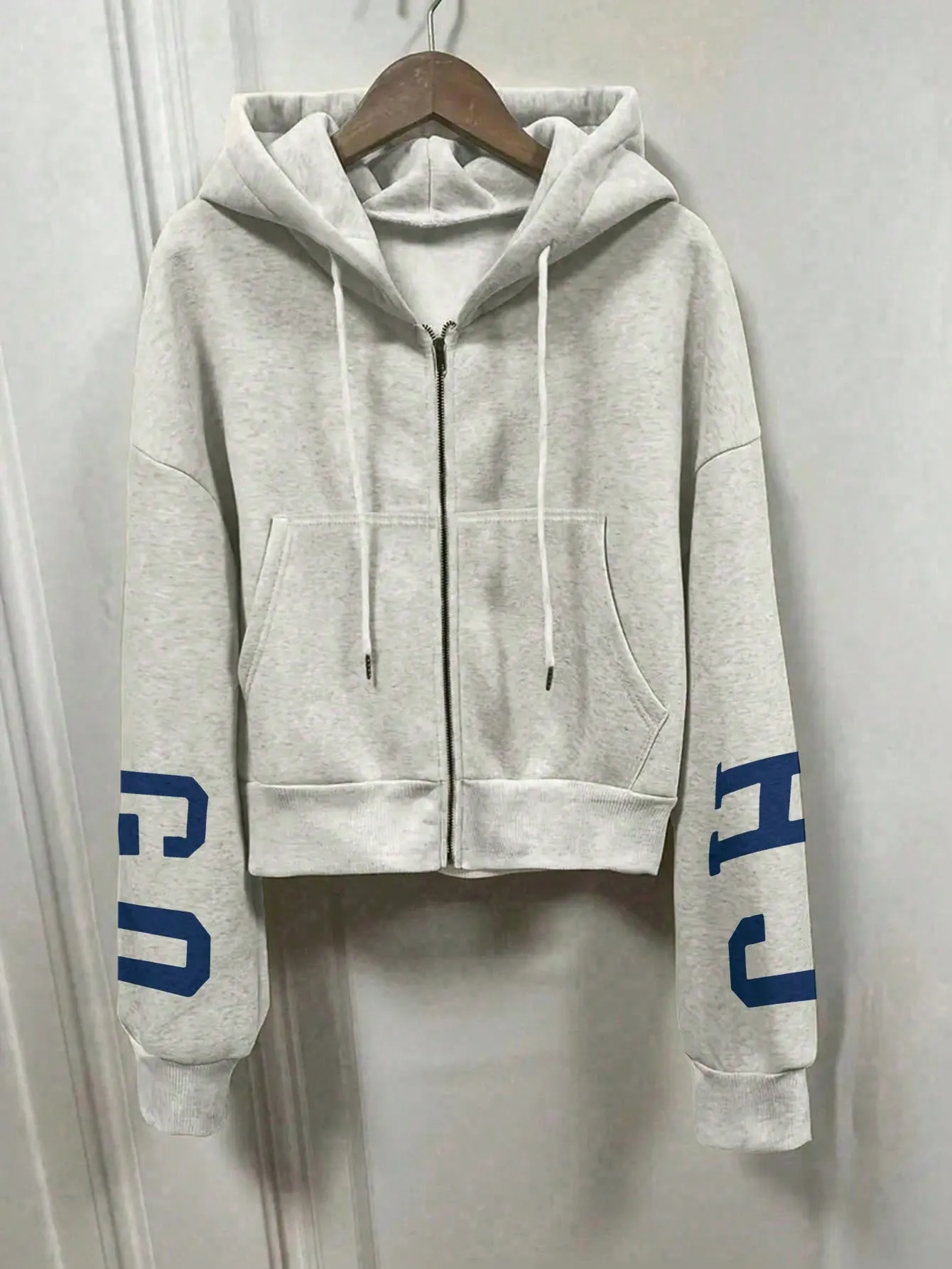 Sudadera con capucha INAWLY en Cherry Vibes