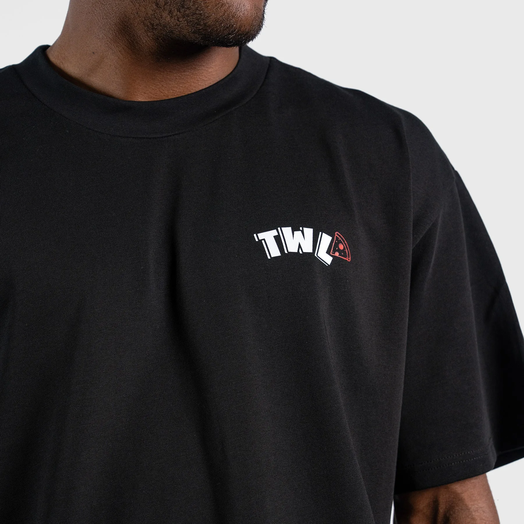 TWL - LIFESTYLE OVERSIZED T-SHIRT - TOON CAPSULE - PIZZA SHOP