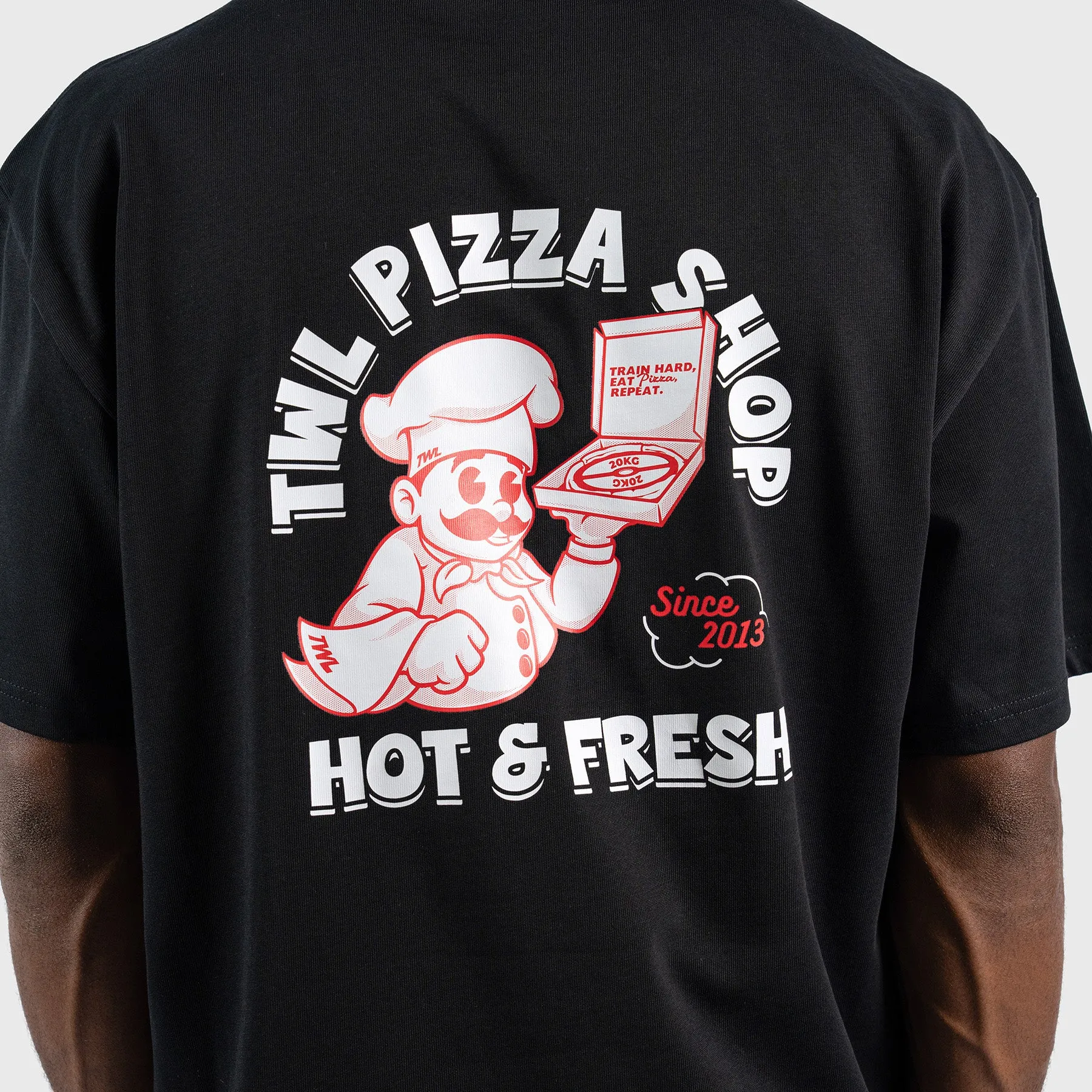 TWL - LIFESTYLE OVERSIZED T-SHIRT - TOON CAPSULE - PIZZA SHOP