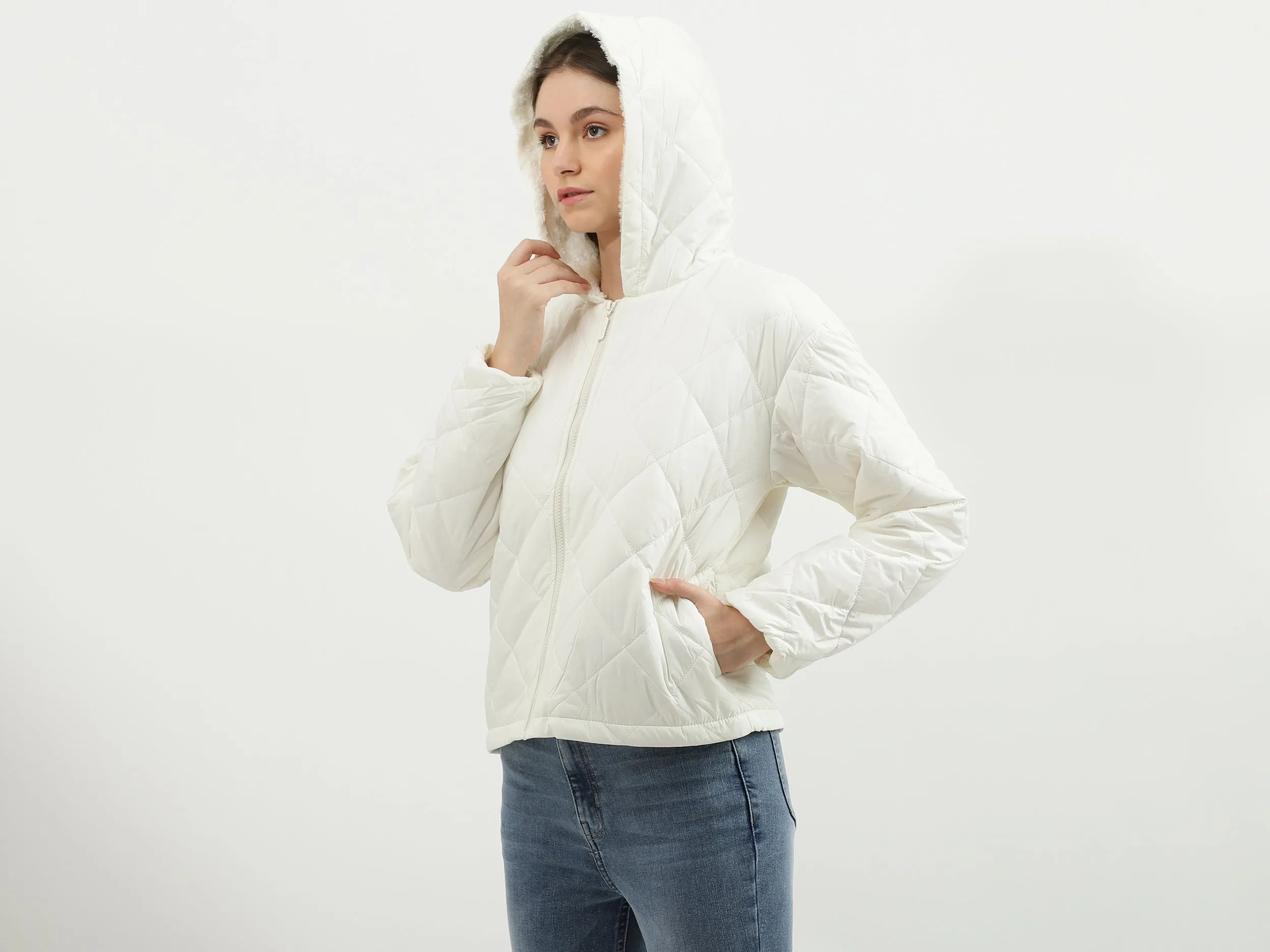 Women Quilted Hooded Neck Jacket