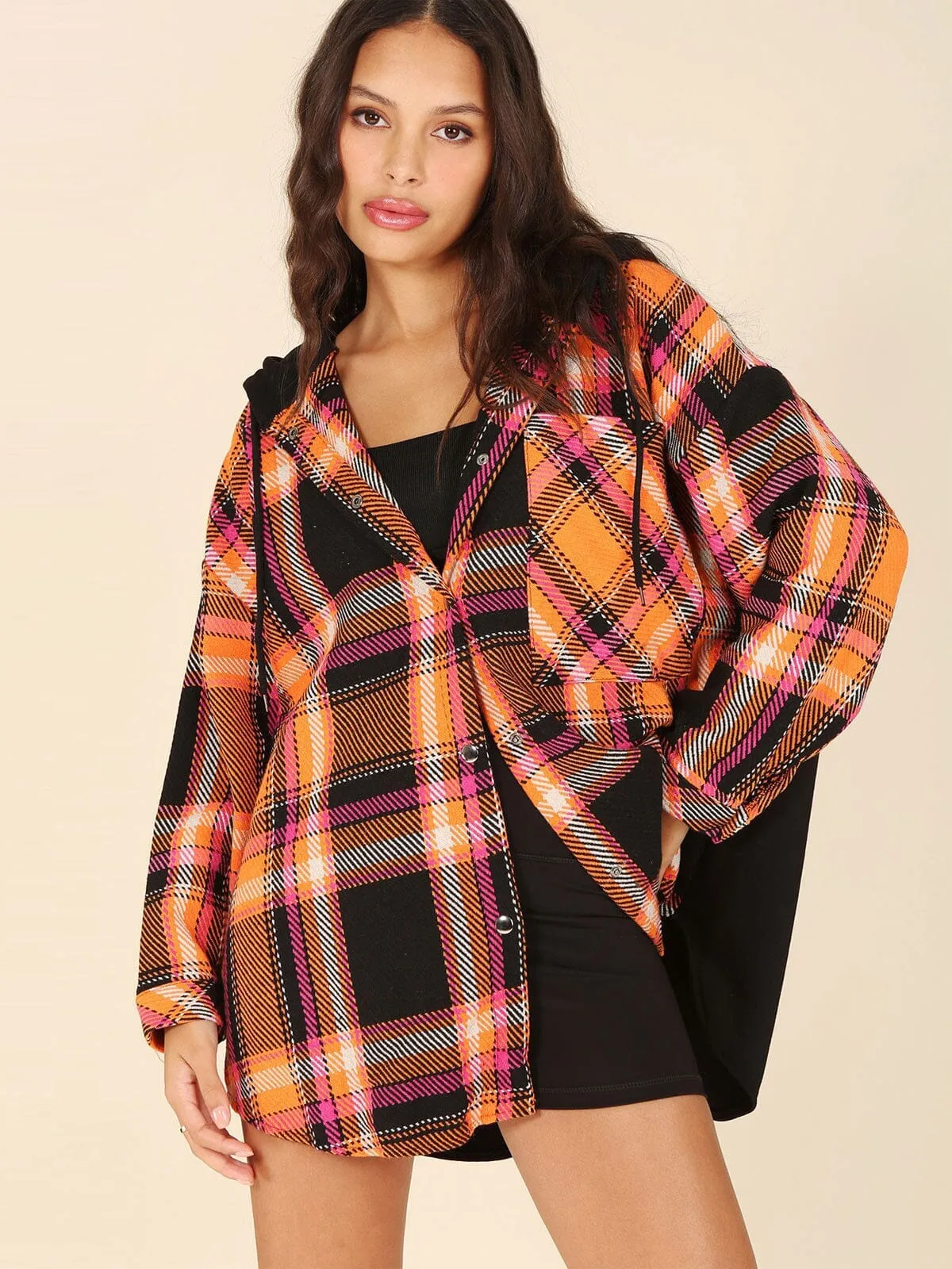 WOMEN'S LONG SLEEVES BUTTON CLOSURE PLAID HOODED OVERSIZED JACKET