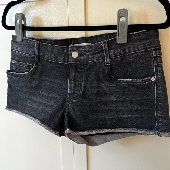 Zara‎ Trafaluc Black Denim Jean Shorts Women’s Size 6